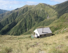 Tarn Ridge Hut